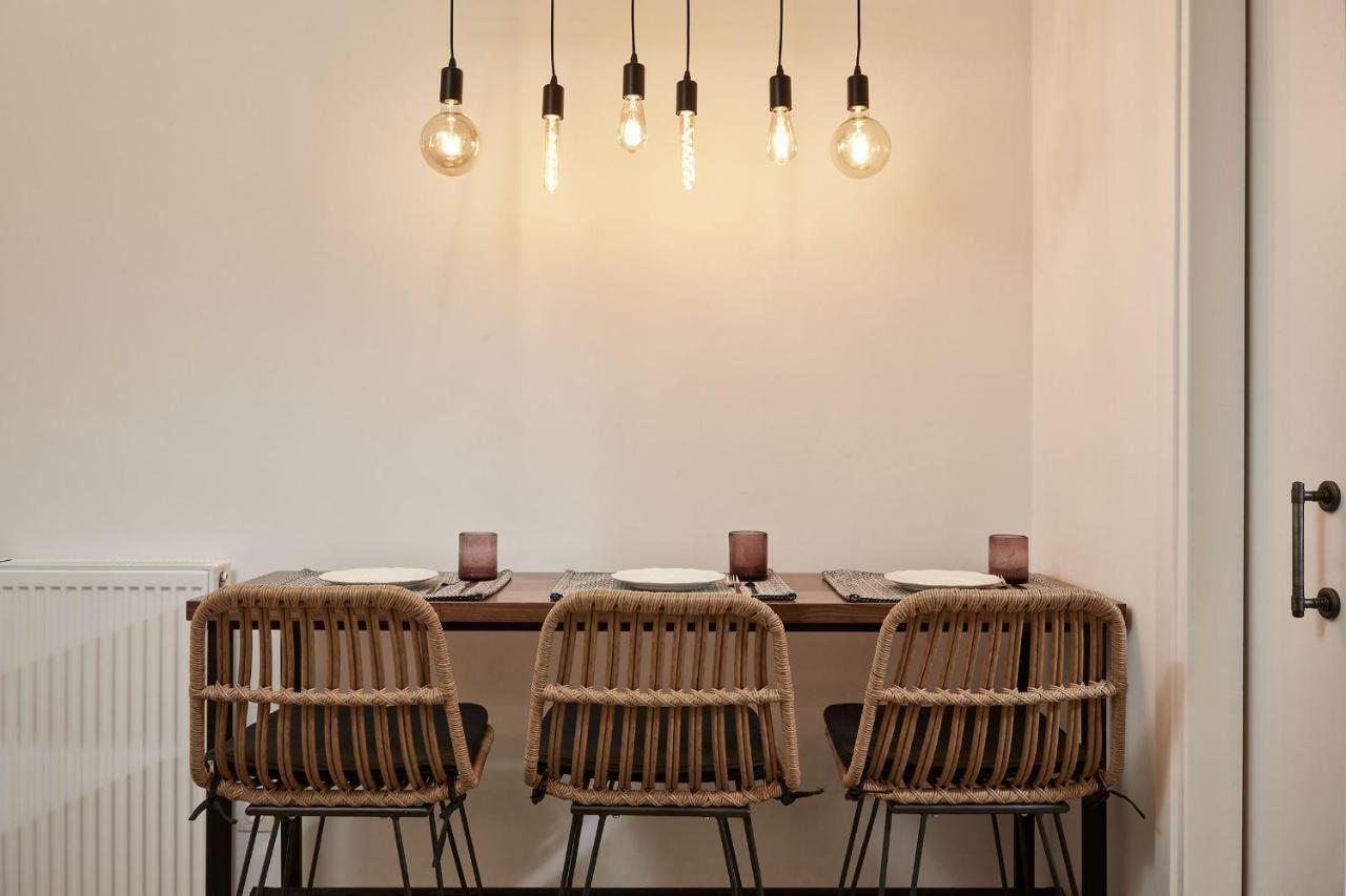 Trendy Living In Koukaki Apartment เอเธนส์ ภายนอก รูปภาพ
