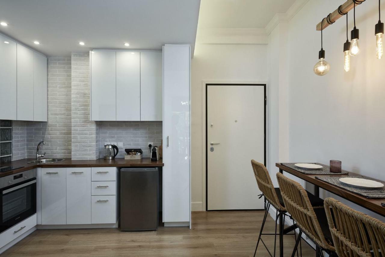 Trendy Living In Koukaki Apartment เอเธนส์ ภายนอก รูปภาพ